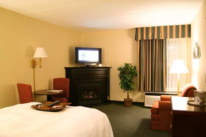 Hampton Inn & Suites Pigeon Forge On The Parkway Chambre photo