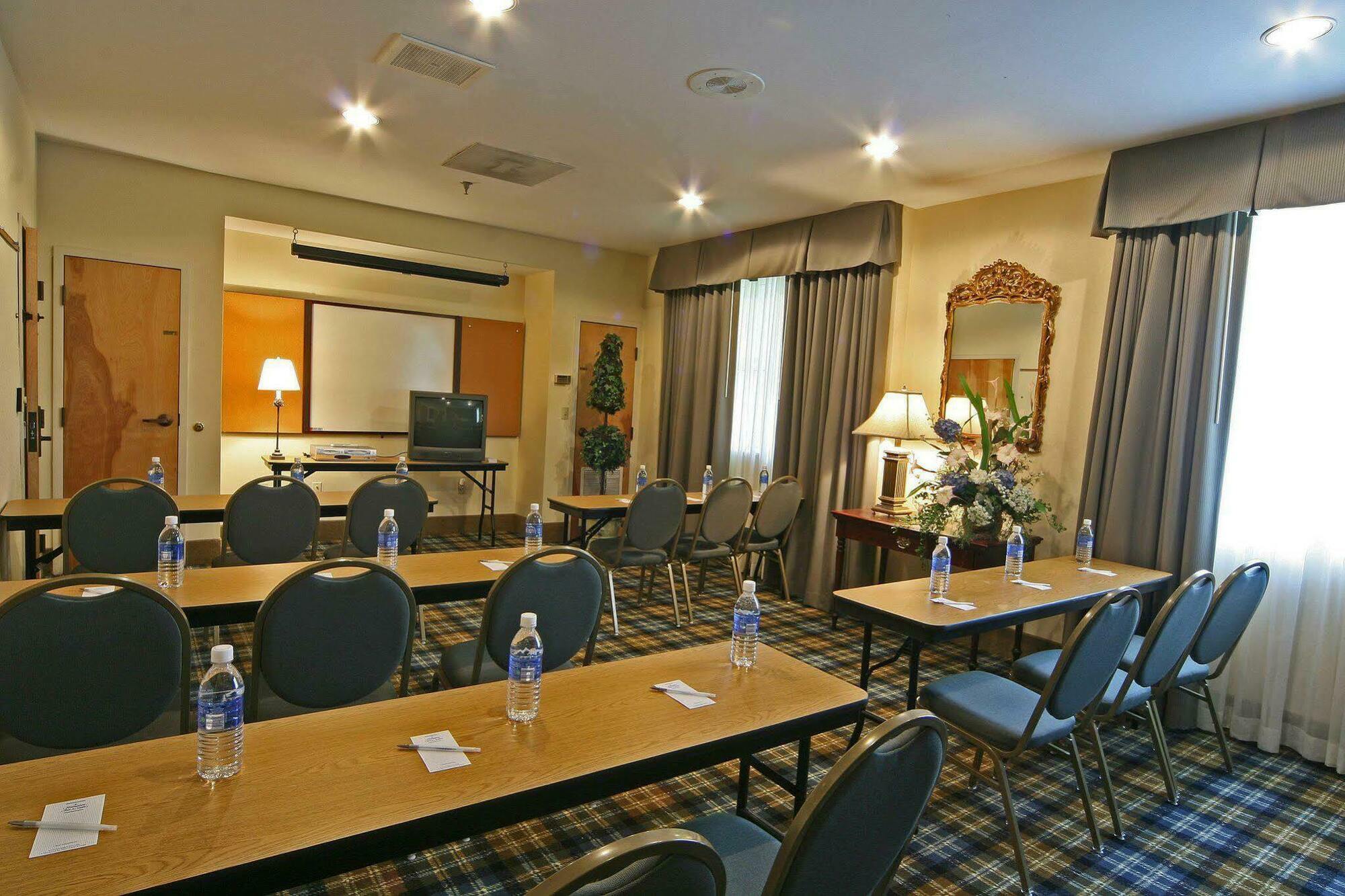Hampton Inn & Suites Pigeon Forge On The Parkway Extérieur photo